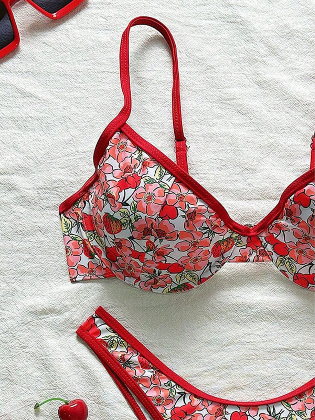 Floral Print Strappy Red Bikini Set For Beach & Hot Spring