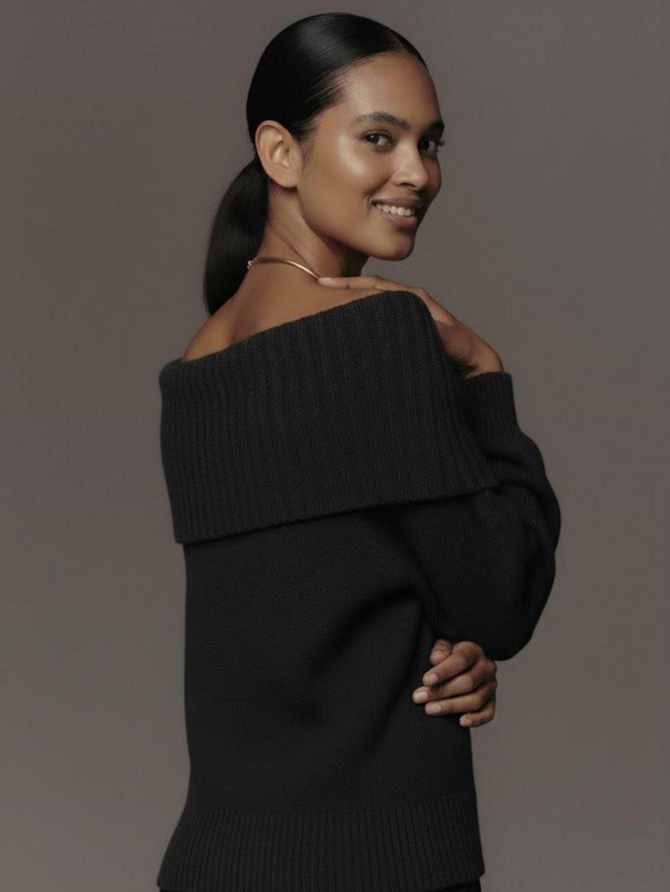 Women's Off Shoulder Knit Sweater Lantern Sleeve Slim Fit Solid Color Versatile Pullover Top